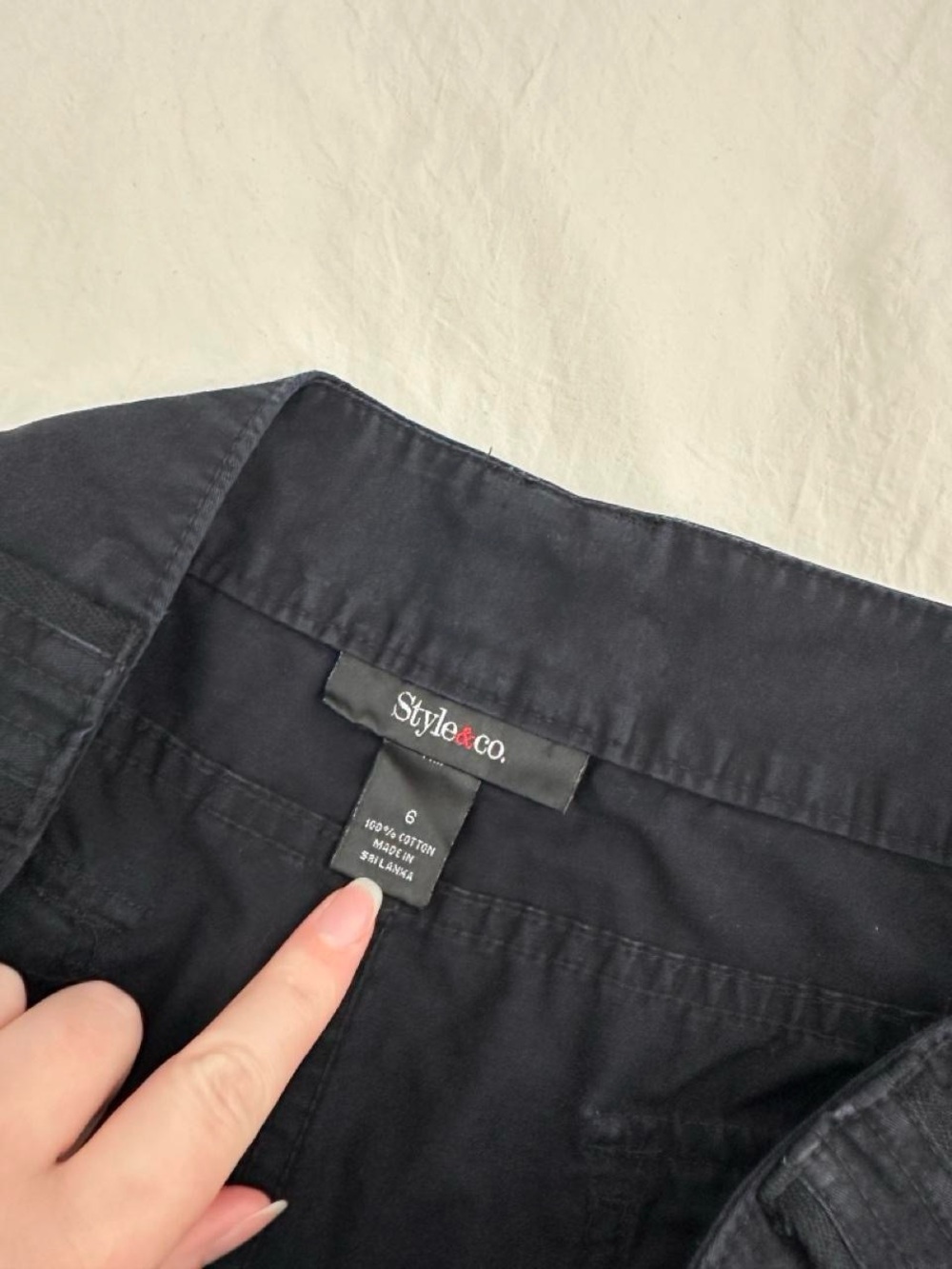 Cargo Capri Pants - Picture 7 of 8